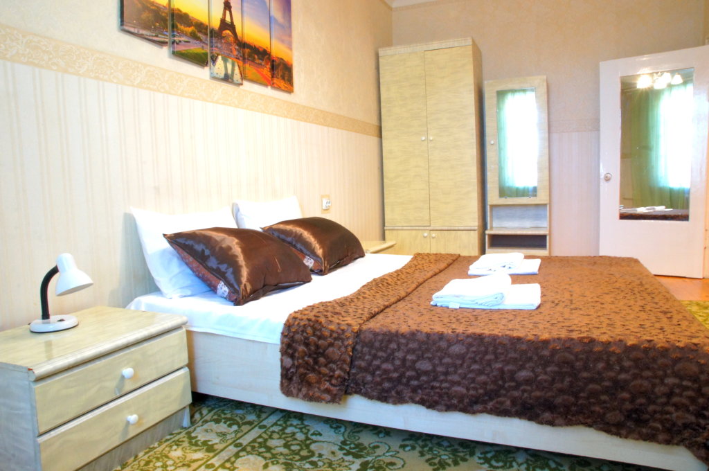 Apartment Tsentr Goroda Internatsionalnaya 92 Two-room Apartments