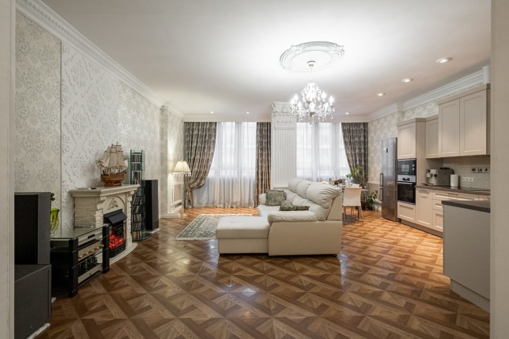 Apartment V Zhk biznes klassa Graf Orlov Apartments