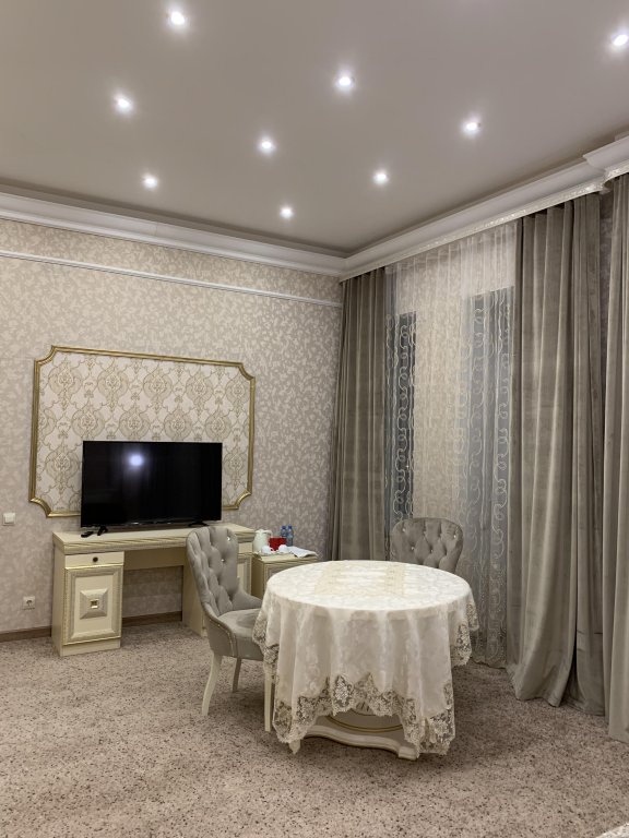Double Family Junior Suite with balcony and with view СУЛТАН Люкс