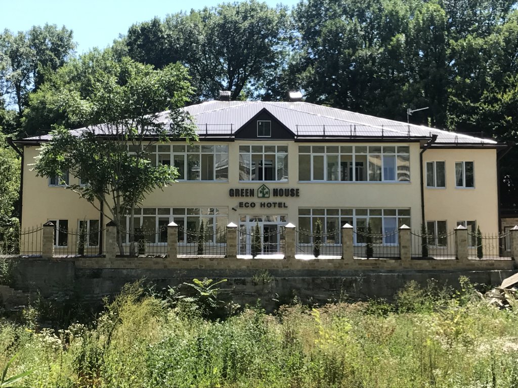 Отель Eco Hotel Green House (7 отзывов) в Железноводск, Кавминводы.  Забронировать Eco Hotel Green House