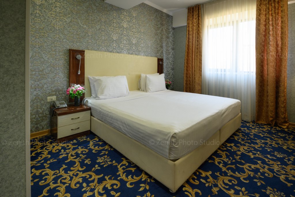Standard Double room Royal Plaza Hotel Yerevan