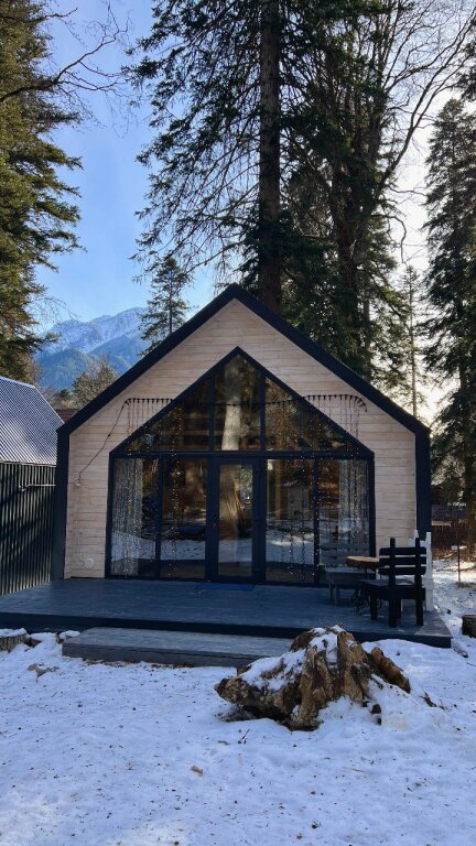 Vierer Hütte mit Bergblick Elki Domiki Recreation Center