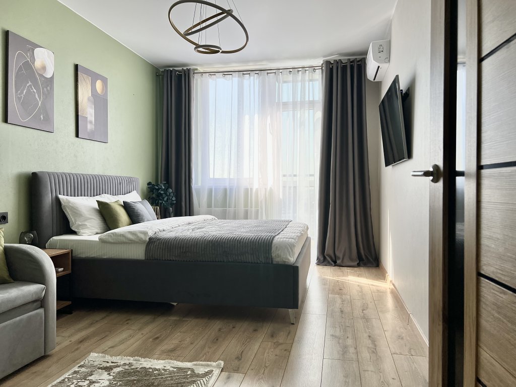 Appartamento Comfort V Zhk Na Sokolova Flat