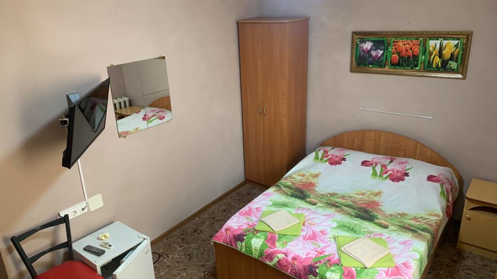Camera doppia Standard con balcone Kirova 25 Guest House