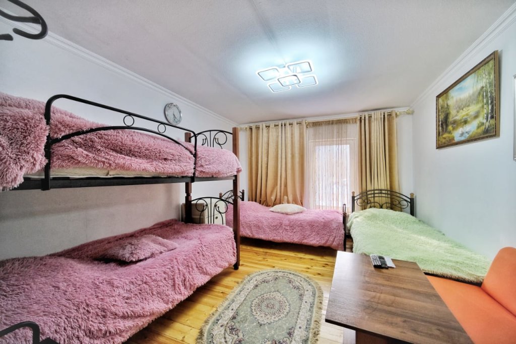 Standard Vierer Zimmer Arhyiz Siti Sofijskaya Polyana Guest House