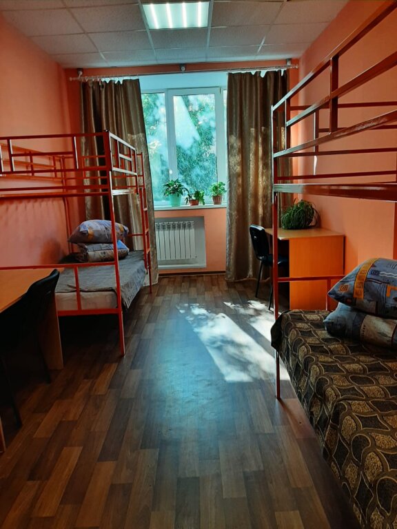 Bett im Wohnheim OOO Yuniversiti Hostel
