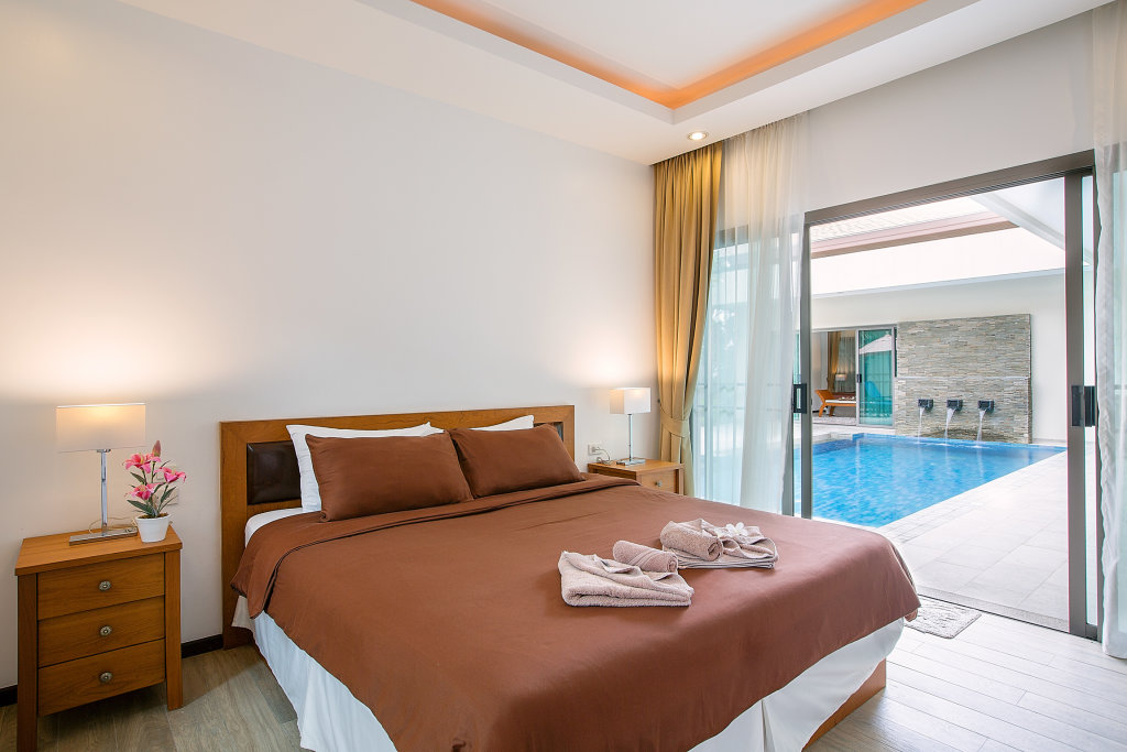 Villa VILLA BOND| 3 Bedrooms | Private Pool | 3 min to Naiharn Beach
