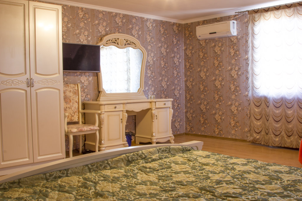 Standard Familie Zimmer Na Lizy Chaykinoy Guest House