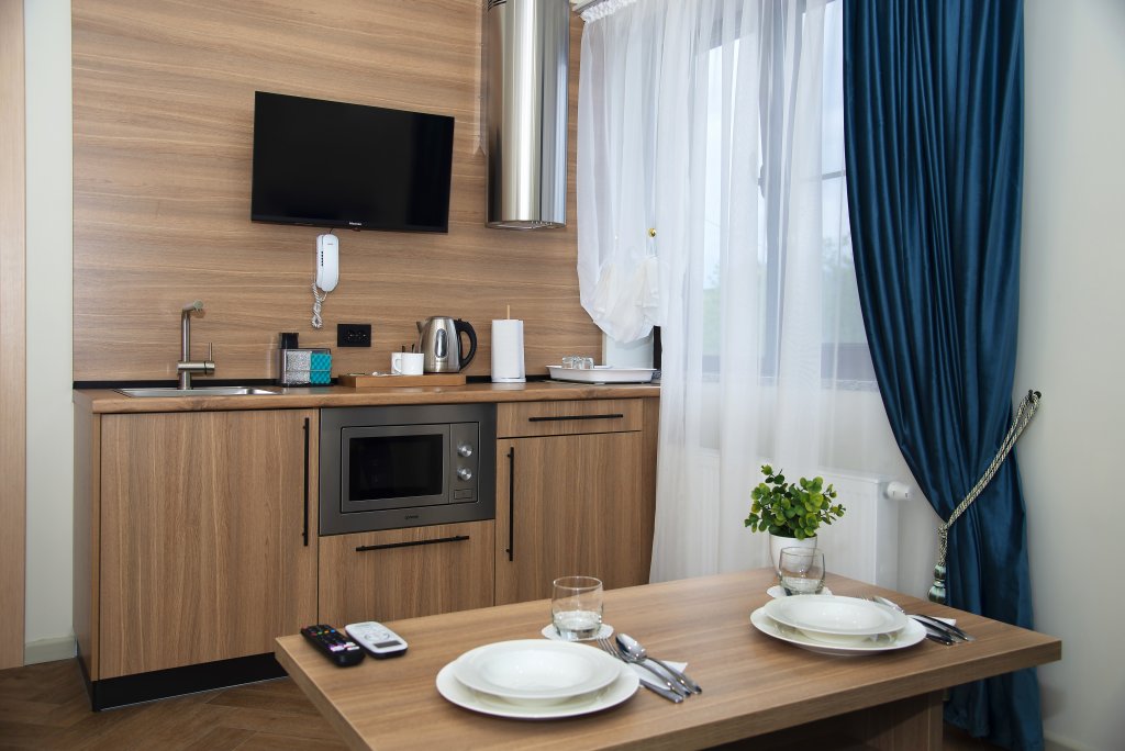 2 Bedrooms Quadruple Apartment with view Skandi Apart-otel