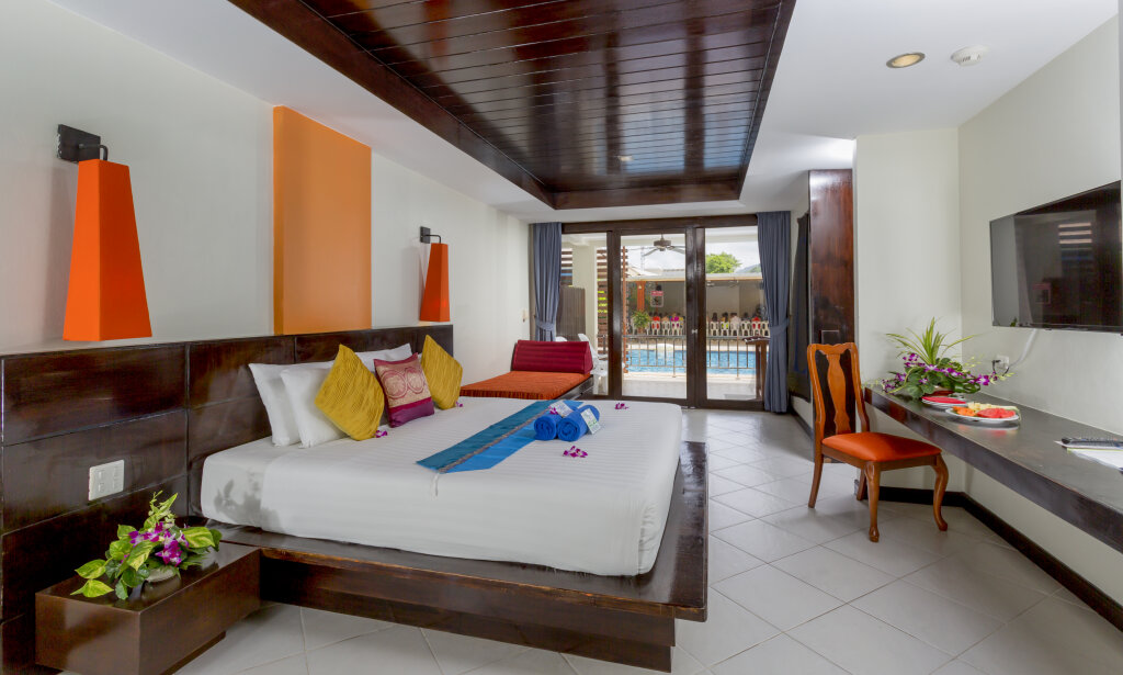 Deluxe Pool Access Double room with balcony WOOVO Phuket Kata
