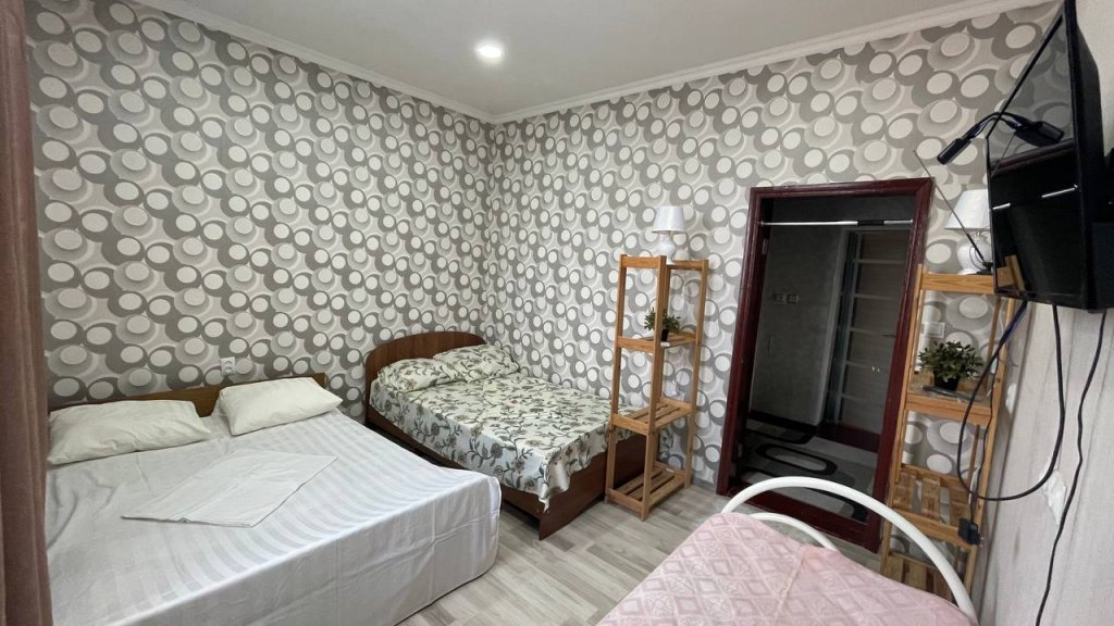 Suite Na Klenovoy Guest House