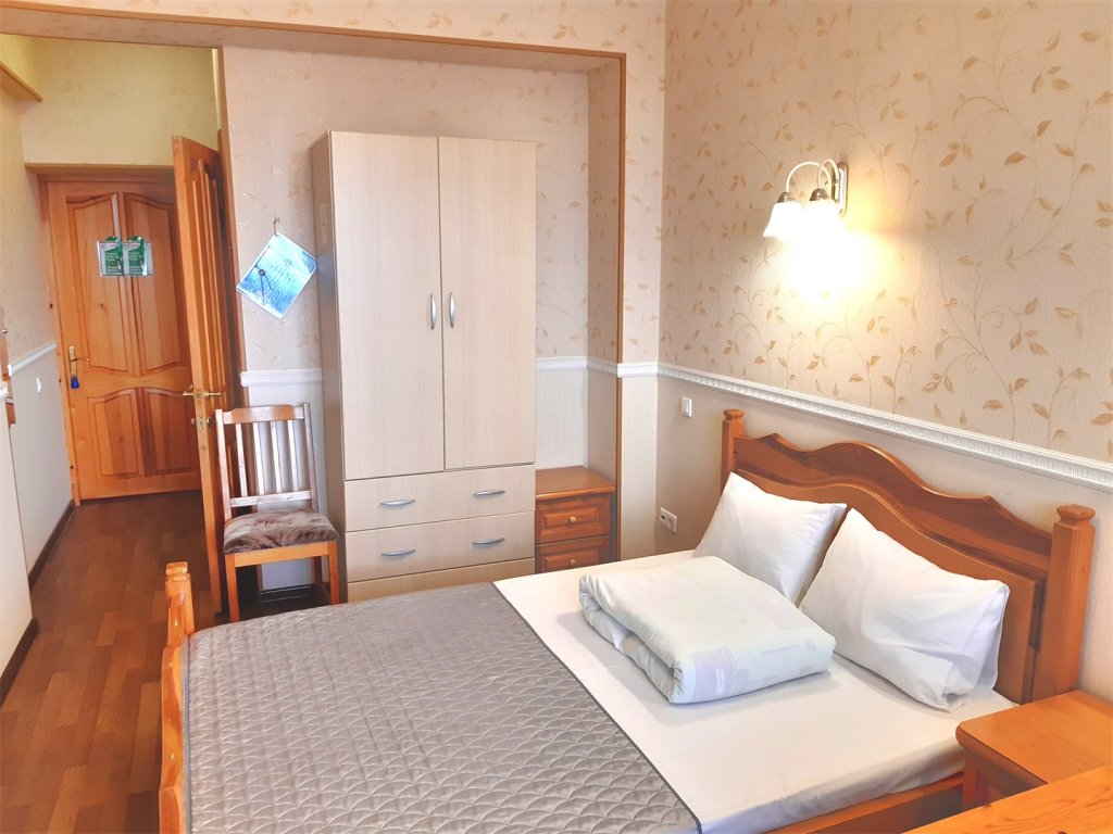 Standard Double room with balcony and with sea view Vysoky Bereg Pansionat