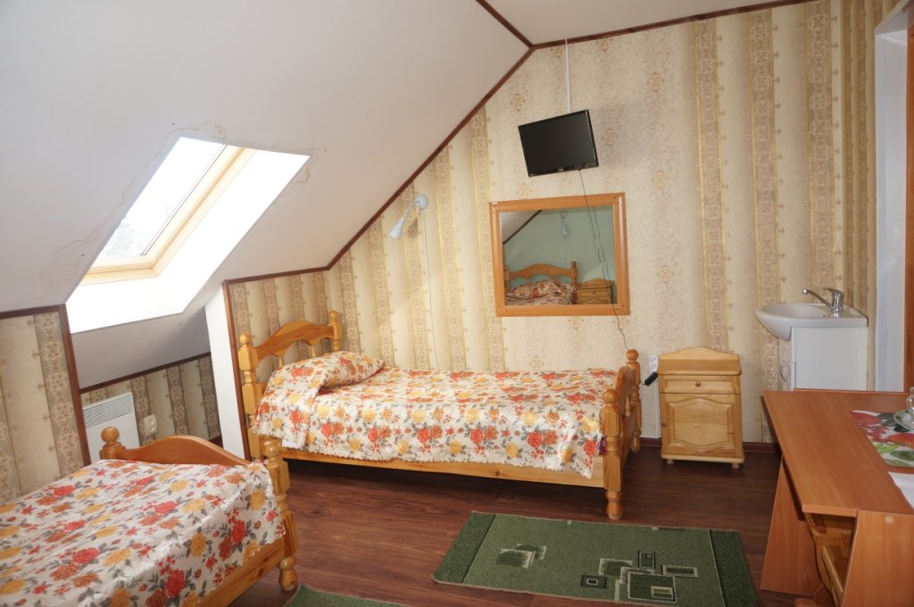 Komfort Vierer Zimmer mit Blick Nadezhdino Hotel