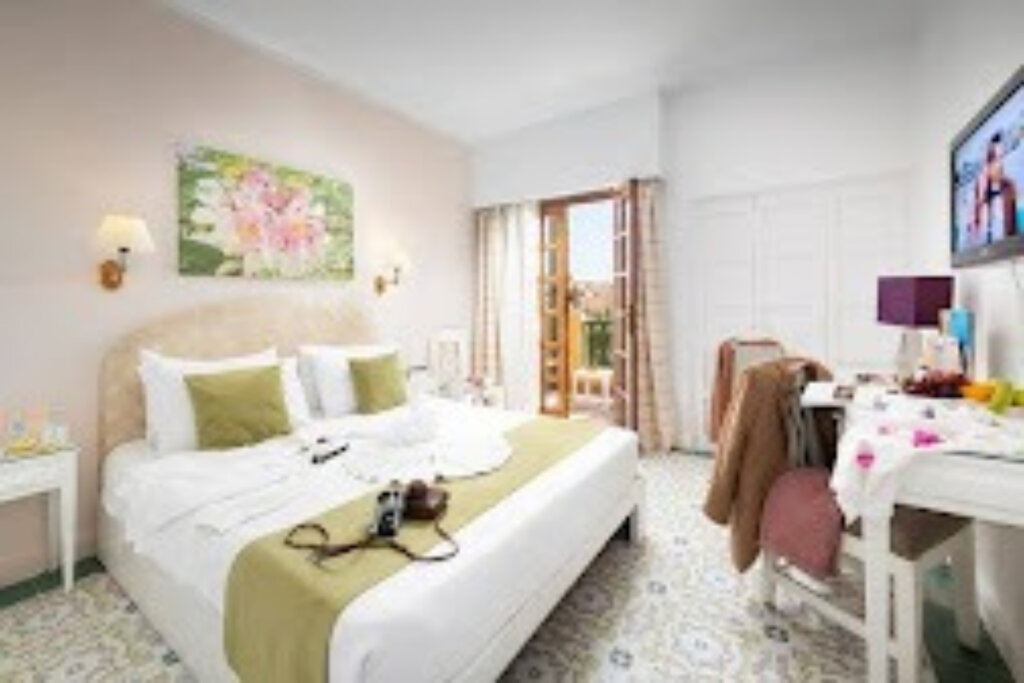 Двухместный номер Comfort с балконом Курортный отель The Three Corners Rihana Resort