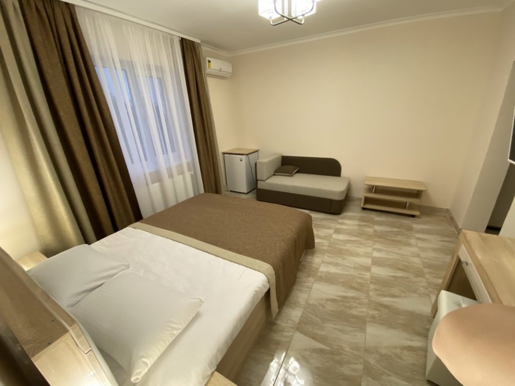 Confort double chambre Eleni Guest House