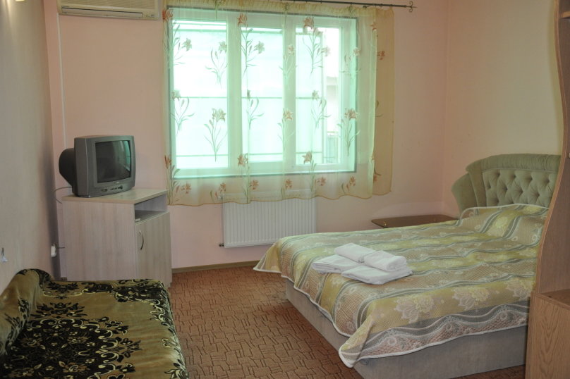 Standard Doppel Zimmer mit Bergblick Lavanda Hotel