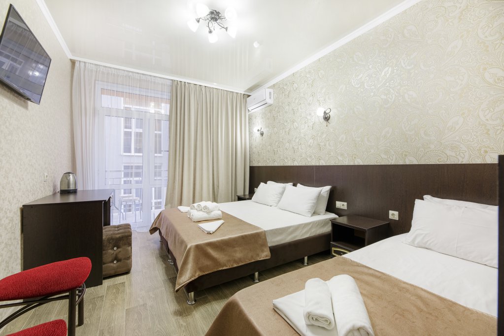 Deluxe Double room with balcony Фараон