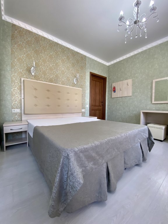 Comfort Quadruple room with view Гостевой дом "MoreLeto"