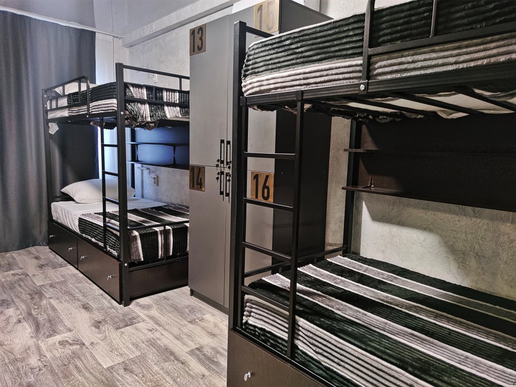 Cama en dormitorio compartido (dormitorio compartido masculino) 87 Vertikal Mini-hotel