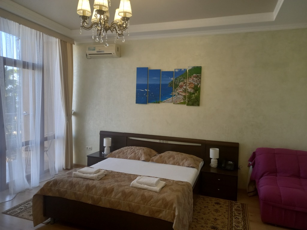 Отель VK Hotel Royal 3* (15 отзывов) в Алушта, Большая Алушта.  Забронировать VK Hotel Royal 3*