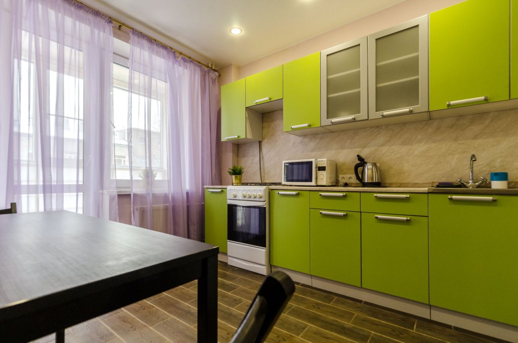 Prestige Apartment 1 Schlafzimmer mit Balkon Pskov City Apartments Lagernaya 5 A Flat