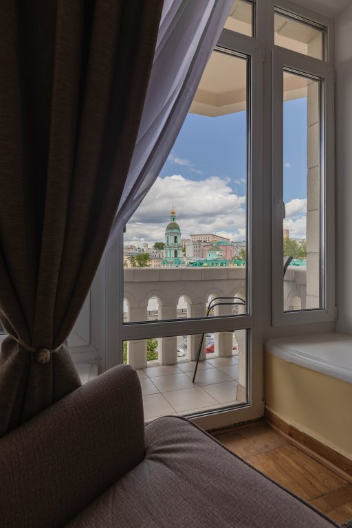 2 rooms Comfort Apartment with view Kotelnicheskaya Royal Tower
