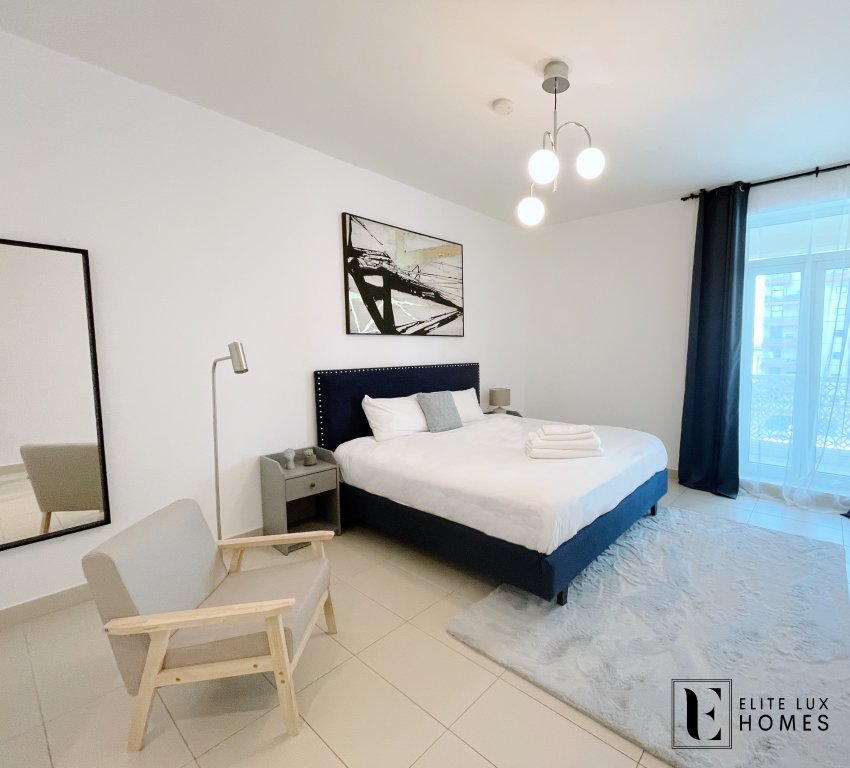 Apartamento 2 dormitorios con balcón Elite LUX Holiday Homes - Beautiful Escape 2BR | Direct Metro Access in Al Furjan Dubai