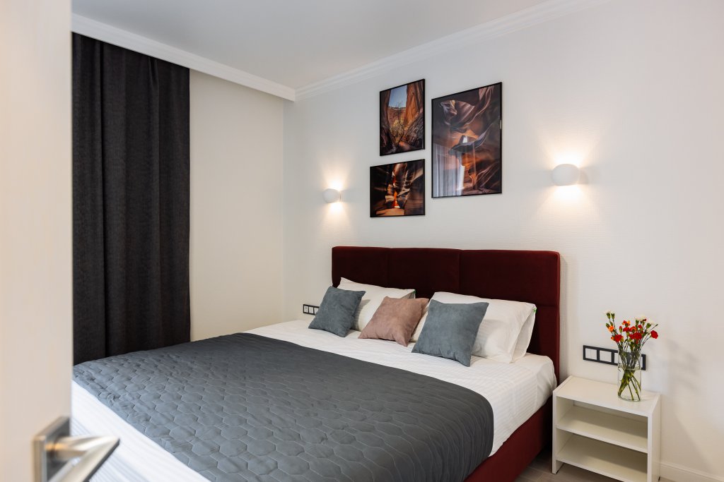 Superior Vierer Zimmer mit Balkon und mit Stadtblick Malkova apartments na 9 aprelya Apartments