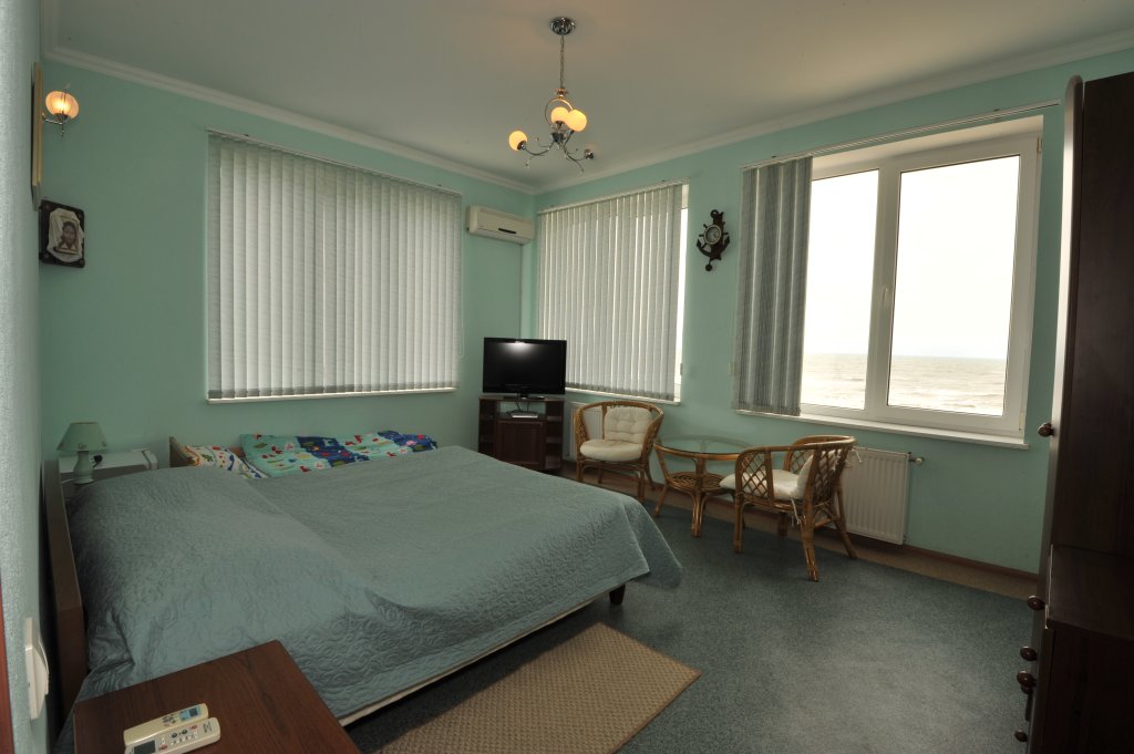Standard Dreier Zimmer mit Meerblick Falkon Tamani Guest House