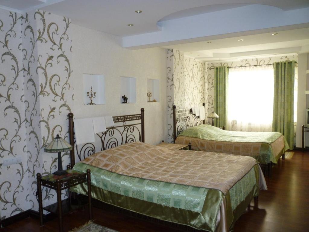 3 Bedrooms Suite Vechnyij Zov Hotel