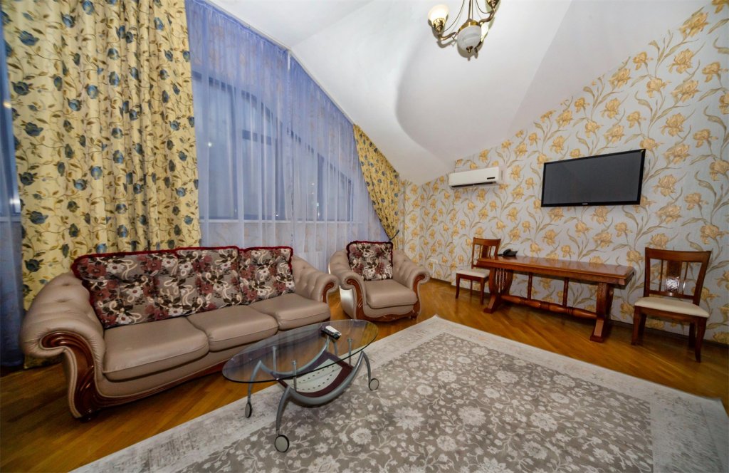 Comfort Double Suite Zolotaya Imperiya Hotel