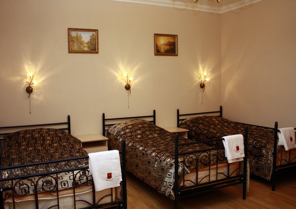 Standard Dreier Zimmer Gostinitsa Imperiya Hotel