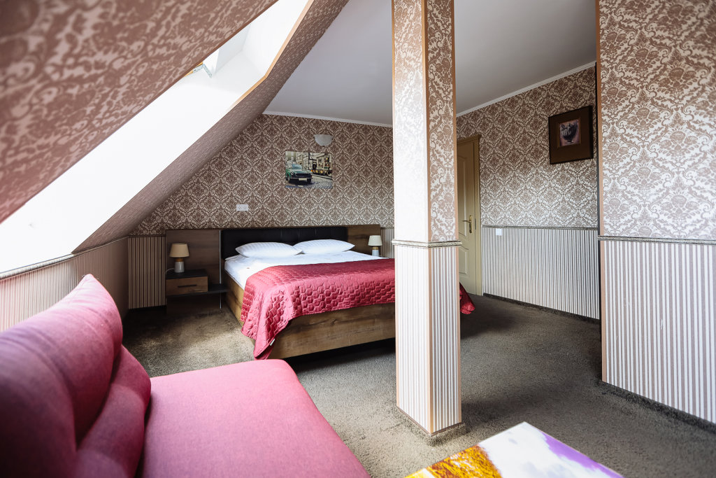 Deluxe Vierer Zimmer mit Blick MAKSIM'S Mini-Hotel