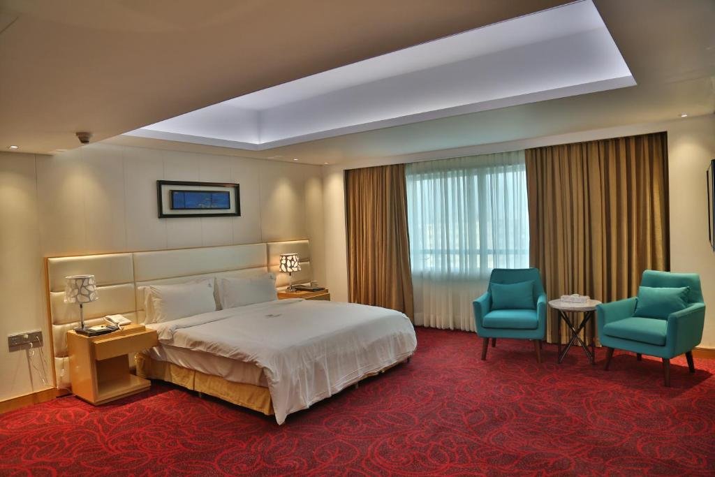 Superior Zimmer Dhaka Regency & Resort Hotel
