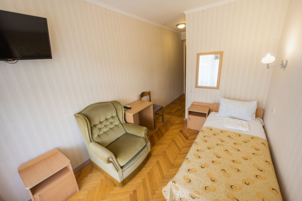 Standard Single room with balcony Kurortny Hotel Atelika Gorizont Sudak 2**