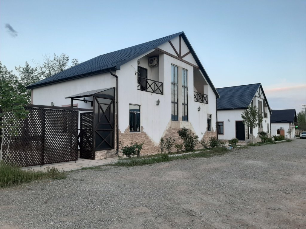 Doppel Hütte mit Balkon und mit Blick Kottedzhi Na Rublyovke Guest house
