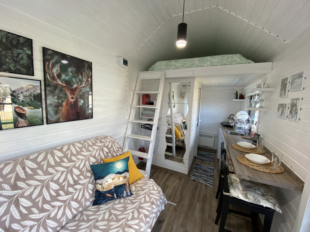 Коттедж Гостевой дом Shuya Tiny House в Шуйская чупа, Карелия.  Забронировать Гостевой дом Shuya Tiny House, Кондопожское шоссе, 65