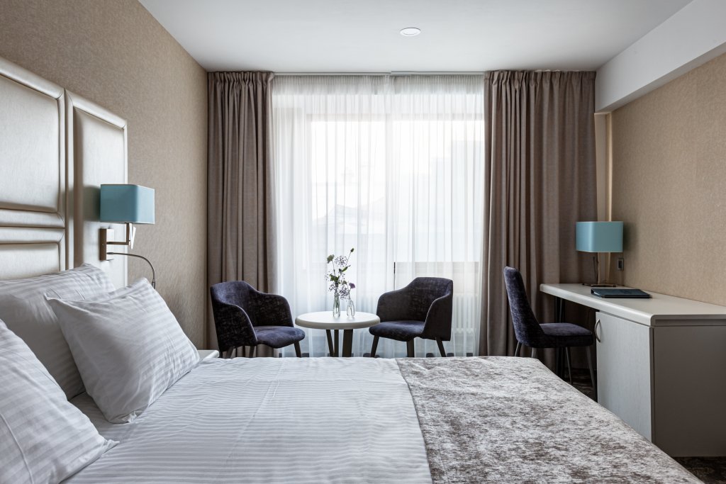 Deluxe Doppel Zimmer mit Panoramablick Kostas Hotel