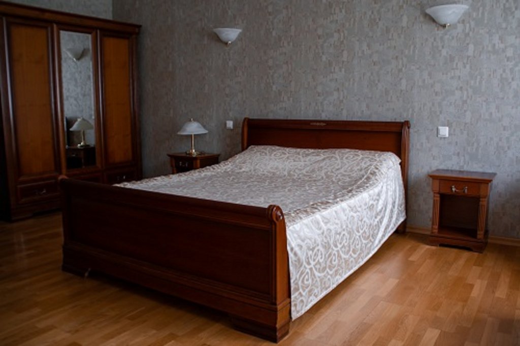 Suite 3 Zimmer mit Stadtblick Karpinskiy Hotel