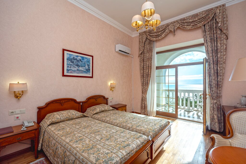 Deluxe double chambre avec balcon et Avec vue Sanatoriy Sosnovaya Roscha