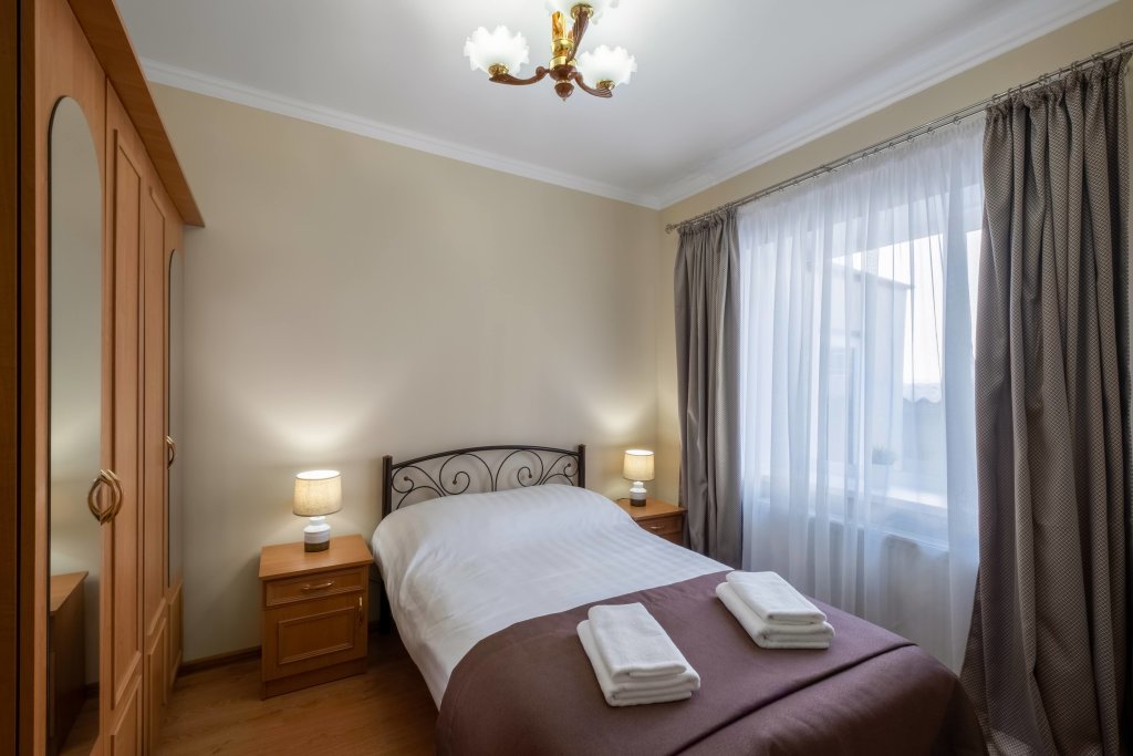 2 Bedrooms Apartment Yekaterina Hotel