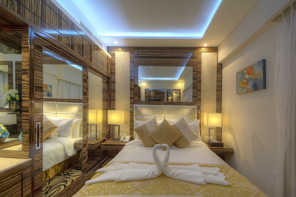 Standard Doppel Zimmer Orchid Vue Hotel