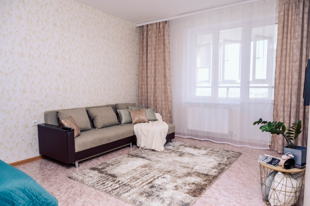 Appartement V Shagovoy Ot Ugntu Chernikovka Mira 8 Apartments