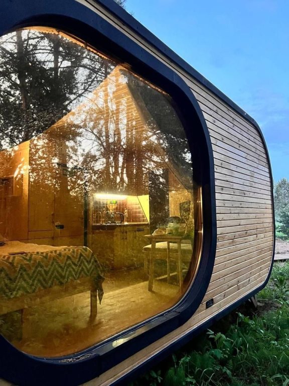Forest Lodge Tochka Nemo Glamping