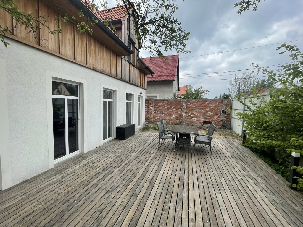 Hütte V Tsentre Zelenogradska Guest House