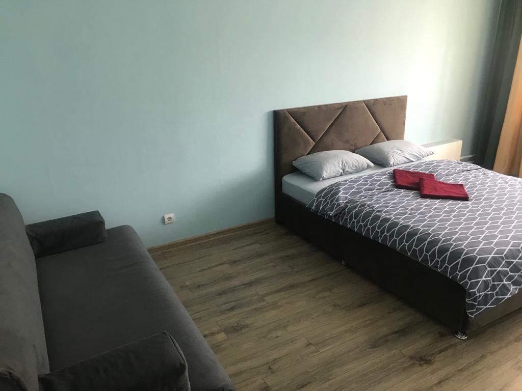 Superior Apartment 3 Zimmer mit Balkon V Aeroportu Koltsovo DreamHouse Apartments