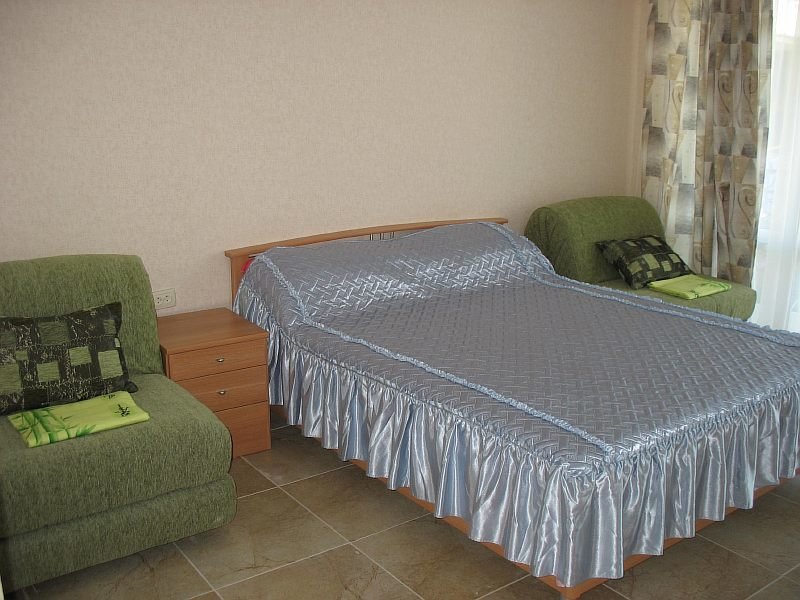 Comfort Quadruple room with balcony and with view Na Koltsevoy Guest House