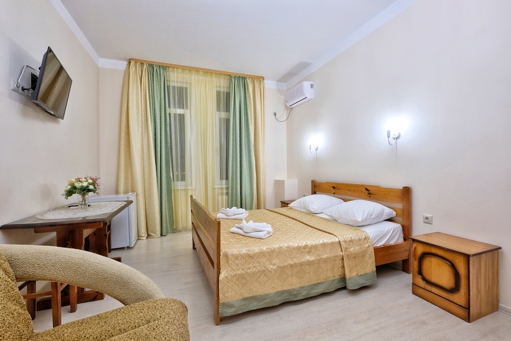 Komfort Dreier Zimmer mit Blick Imperia Hotel