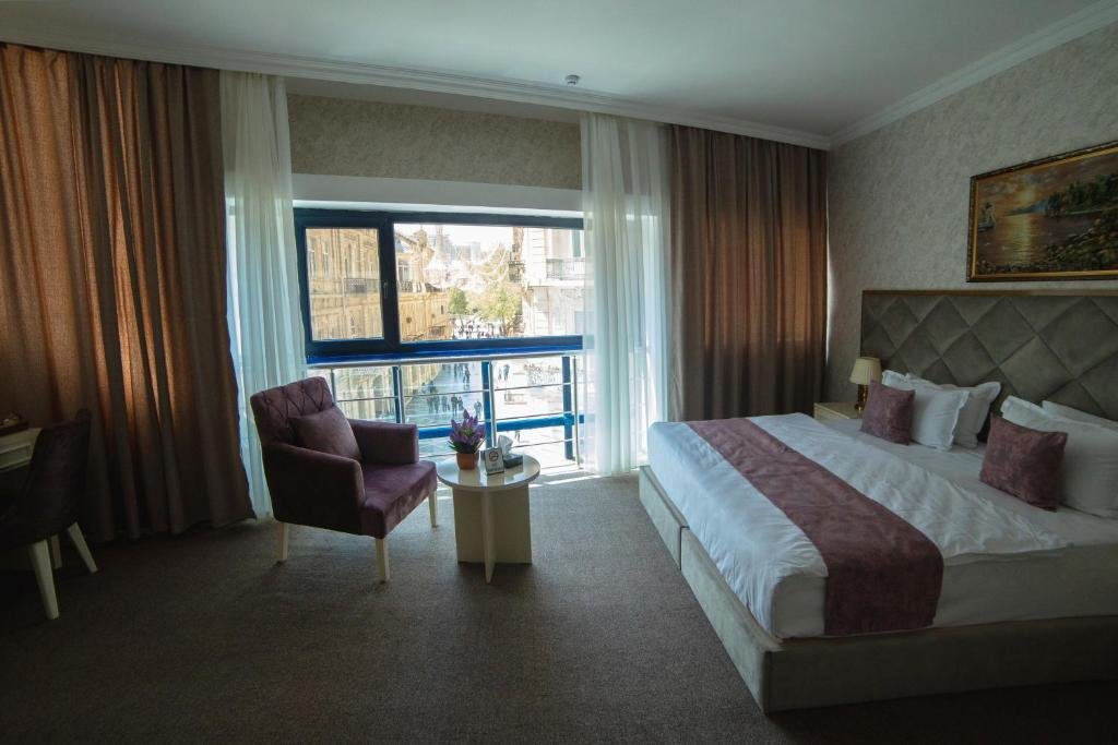 Двухместный номер Standard Salam Baku Hotel