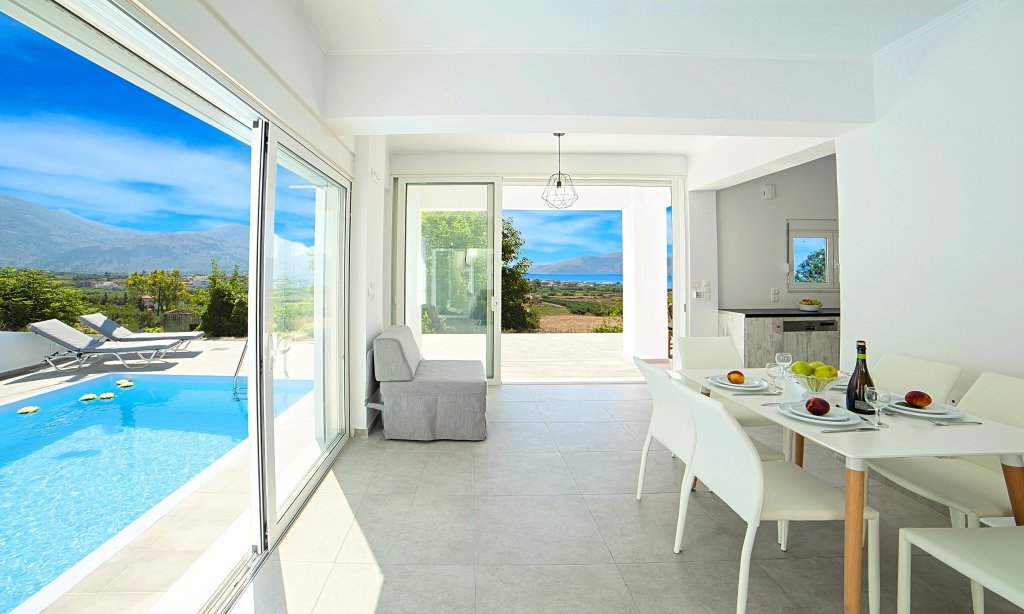 3 Bedrooms Villa with balcony and with view Cretan Sunset Villa Heated Pool